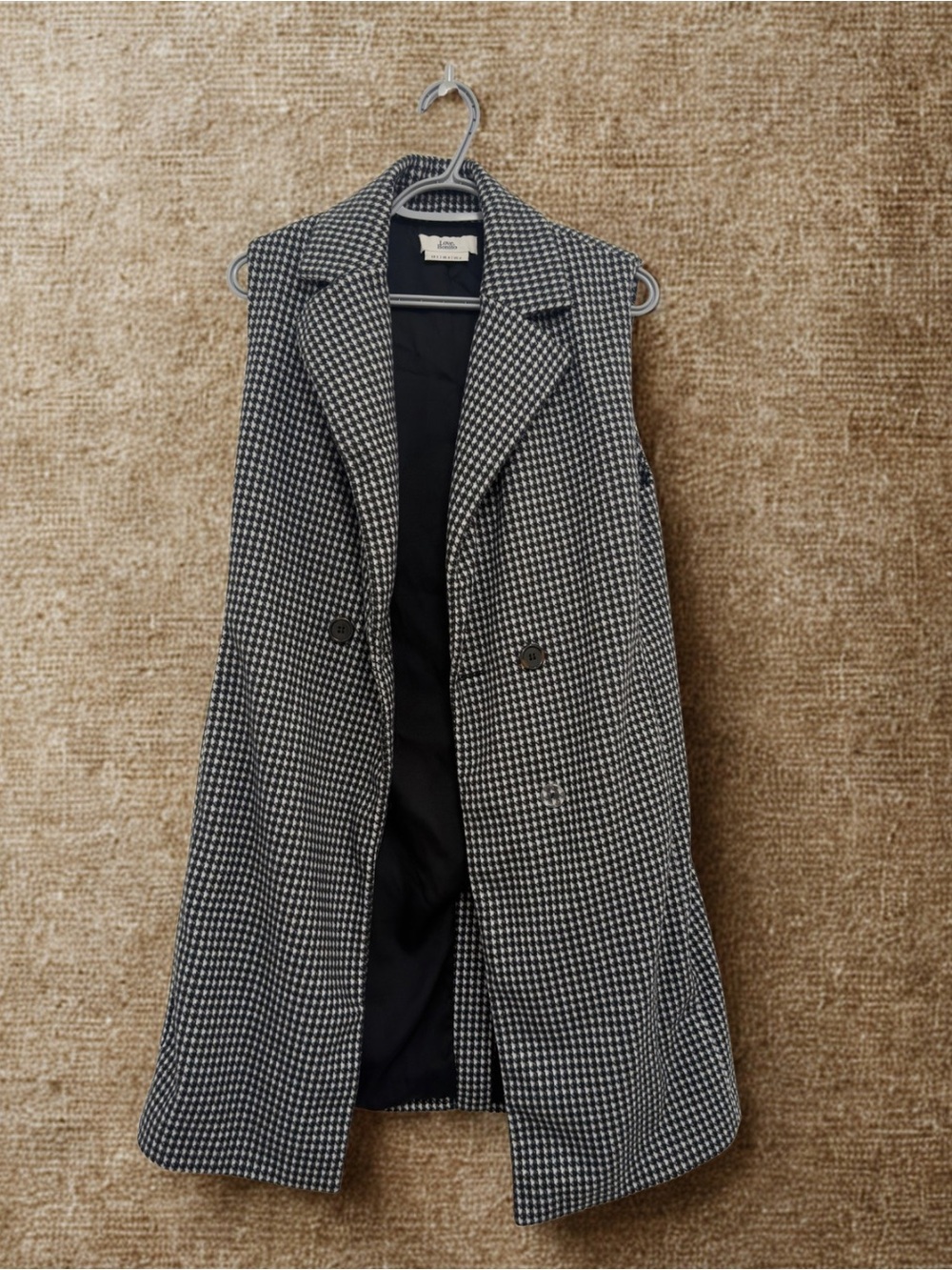 Sleeveless Houndstooth Vest - Black & White